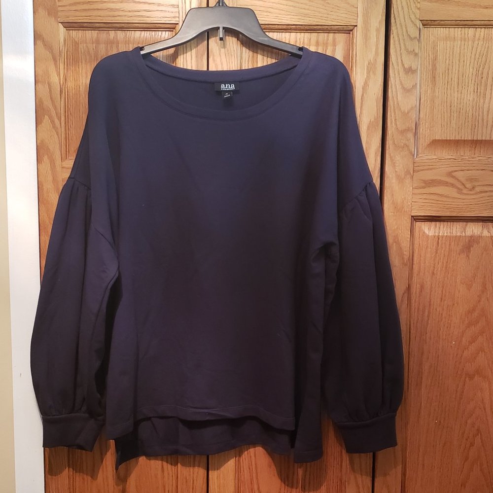 Women's Navy Blue Sweatshirt